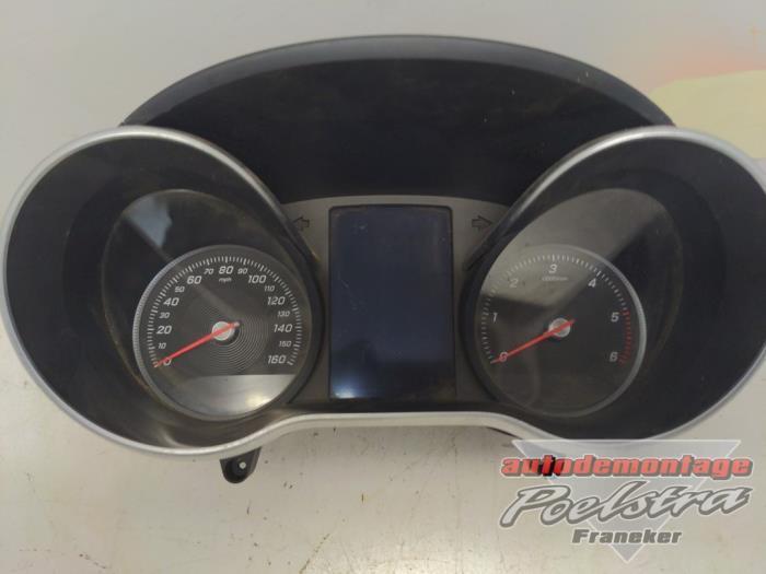 Instrumentenpaneel van een Mercedes C-Klasse, Auto-onderdelen, Dashboard en Schakelaars, Mercedes-Benz, Gebruikt, 3 maanden garantie
