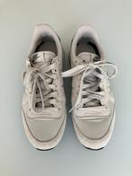 Nike sneakers Maat 37,5, Comme neuf, Nike, Chaussures de course à pied, Enlèvement ou Envoi