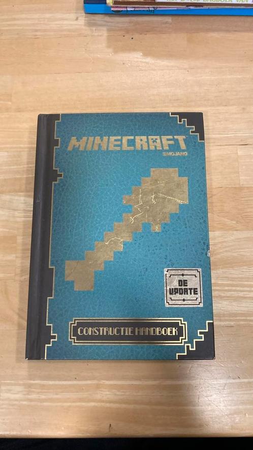 Phil Southam - Minecraft constructie handboek, Boeken, Kinderboeken | Jeugd | onder 10 jaar, Zo goed als nieuw, Ophalen