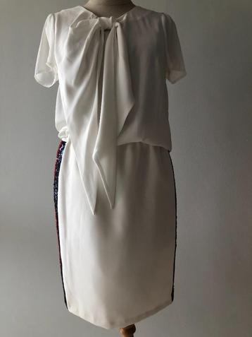 Lewis&Melly: rok ecru, blouse met strik, Enlèvement, Comme neuf, Taille 36 (S), Beige