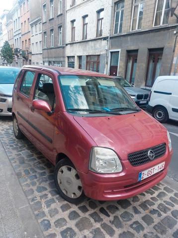 Auto  opel  beschikbaar voor biedingen