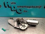 Ruitenwissermotor achter van een Volvo V40, Gebruikt, -, -, Ophalen of Verzenden
