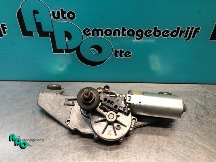 Ruitenwissermotor achter van een Volvo V40, Auto-onderdelen, Ruiten en Toebehoren, Volvo, Gebruikt, 3 maanden garantie, Ophalen of Verzenden