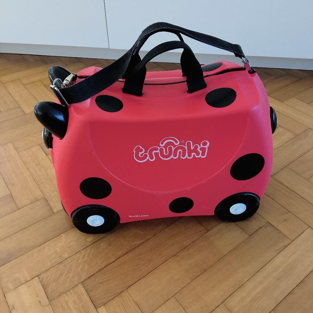 Trunki ride-on, Hard kunststof, Minder dan 50 cm, Zo goed als nieuw, Minder dan 35 cm