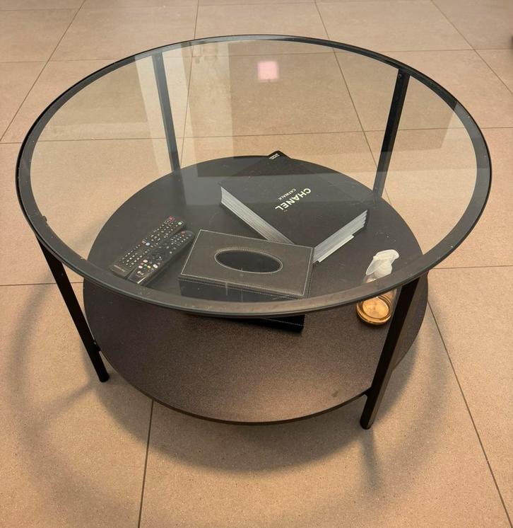 Table basse ronde verre et métal noir IKEA, Maison & Meubles, Tables | Tables de salon, Verre, Enlèvement