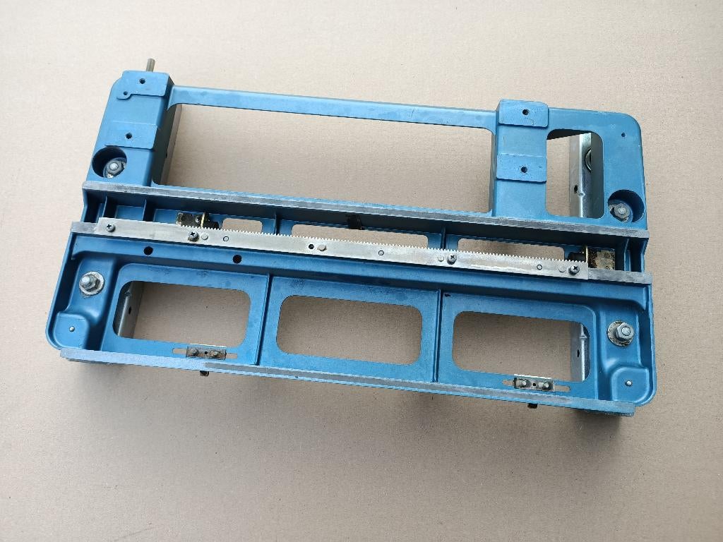 Onderplaat /Platen Magazijn Seeburg AY100 (1961) jukebox, Collections, Machines | Jukebox, Seeburg, Envoi