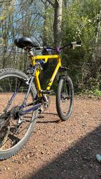 Vieux Velo de descente, Giant, Enlèvement, Utilisé, VTT tout suspendu