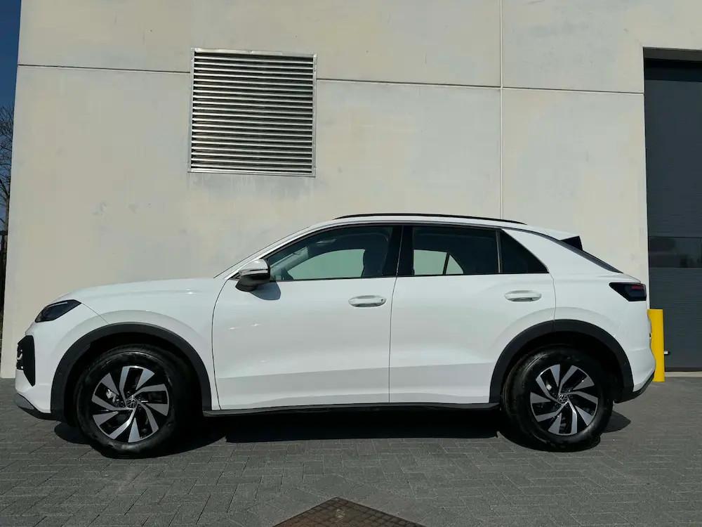 Volkswagen T-Roc 1.5eTSI MHEV LIFE 150PK DSG APP CONNECT - N, Auto's, Automaat, Stof, 110 kW, 4 cilinders