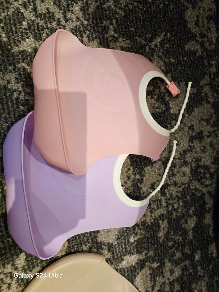 Bavoir silicone twistchake, Enlèvement