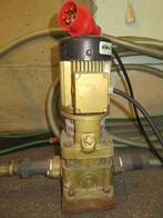 Grundfos pomp MG71A2 14F85, Jardin & Terrasse, Pompes à eau, Enlèvement, Utilisé, Électrique, Autres types