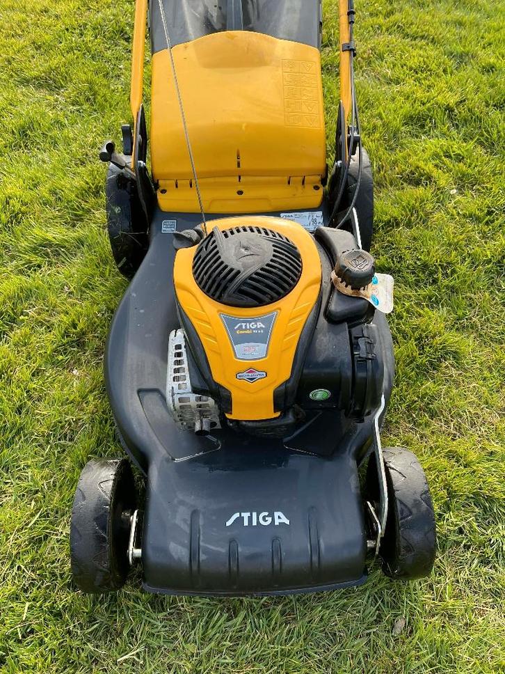 Grasmaaier Stiga, Jardin & Terrasse, Tondeuses à gazon, Utilisé, Tondeuses à gazon à essence, 50 cm ou plus, Bac de ramassage