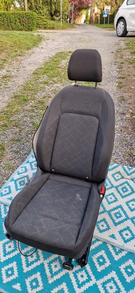 Volkswagen Golf 8 front passenger seat, Ophalen, Seat