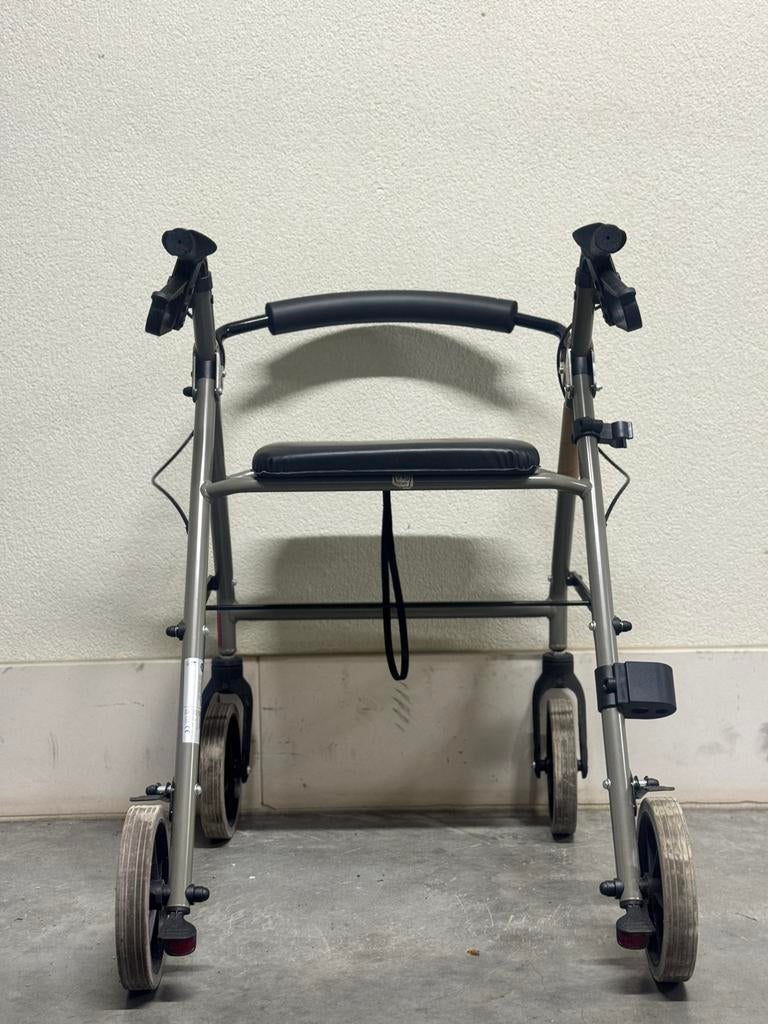 Prachtig Vermeiren Plooibaar lichtgewicht rollator, Diversen, Ophalen of Verzenden, Lichtgewicht, Zo goed als nieuw