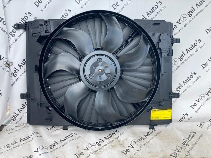 Ventilateur de refroidissement moteur d'un Mercedes C-Klasse, Utilisé, -, -, Enlèvement ou Envoi