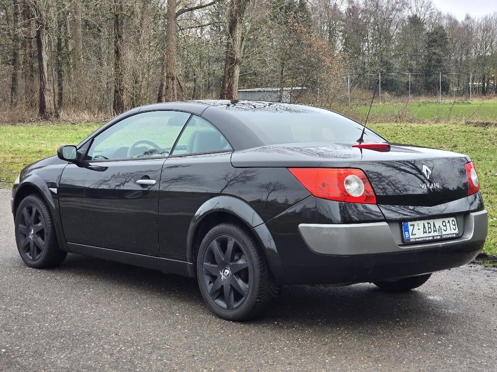 Renault Mégane Cabrio AUTOMAAT - 2.0i - 2004 - Leder,Digi AC, Auto's, 4 zetels, Beige, Cabriolet, Zwart