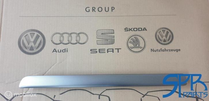 GOLF 7 SIERLIJST SIERSTRIP TRIM DASHBOARD lichtgrijs/stipjes, Auto-onderdelen, Interieur en Bekleding, Volkswagen, Gebruikt, Ophalen of Verzenden