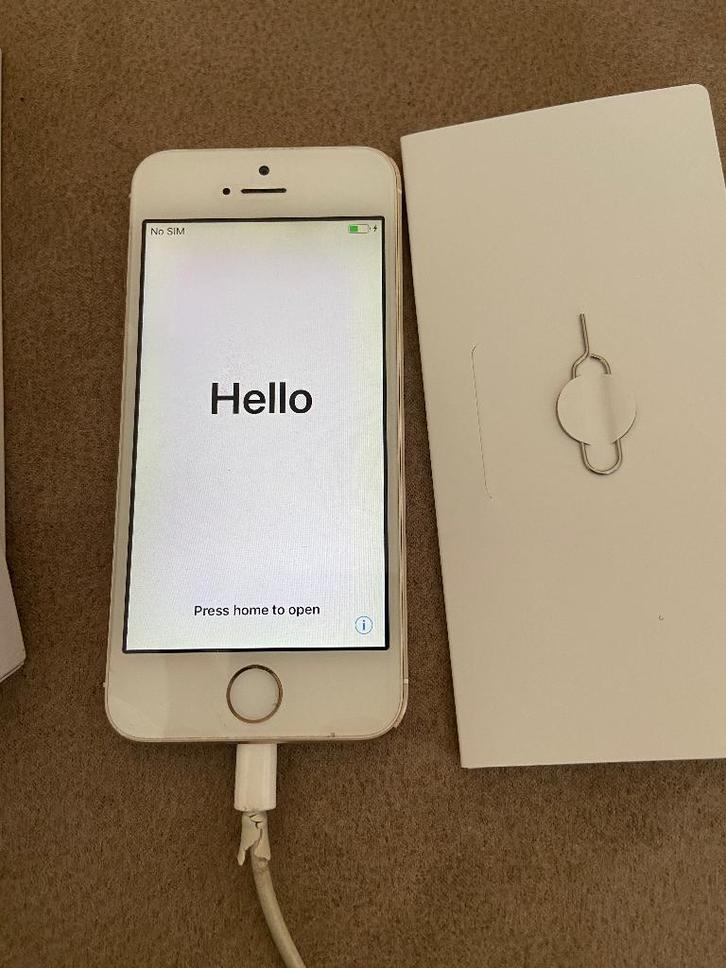 Apple iPhone 5S  Gold, Télécoms, Téléphonie mobile | Apple iPhone, Utilisé, 16 GB, Sans abonnement, Sans simlock, iPhone 5S, Or