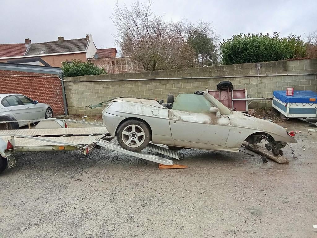 Platte aanhangwagen beschikbaar met chauffeur, Ophalen