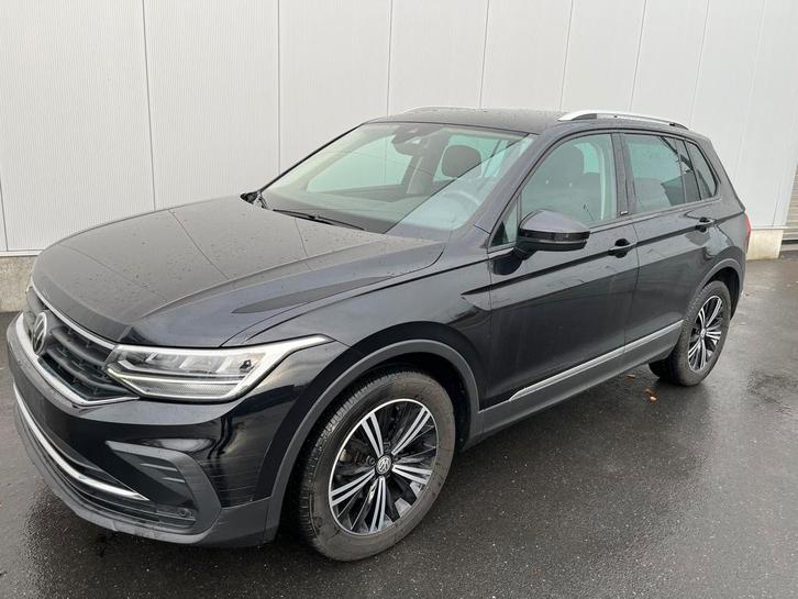 Volkswagen Tiguan 1.5 TSI  ACT  66000Km, Autos, Volkswagen, Entreprise, Achat, Tiguan, Caméra 360°, ABS, Caméra de recul, Phares directionnels