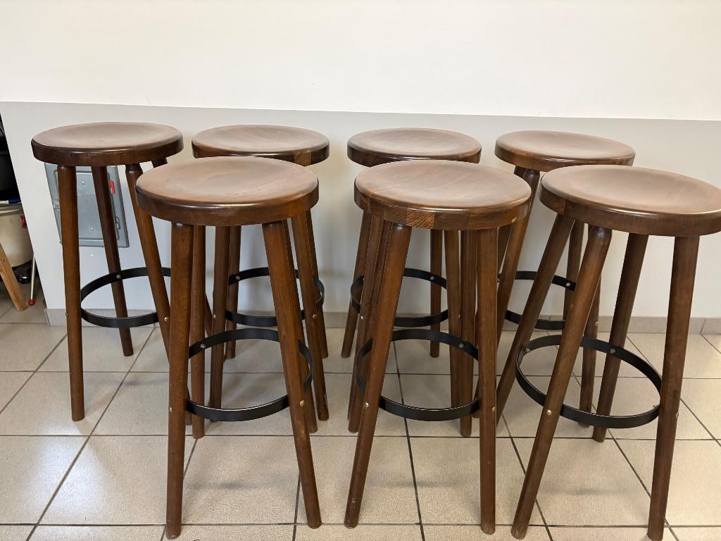 Barkrukken 7 stuks hout, Huis en Inrichting, Barkrukken, Ophalen, Met voetsteun, 60 tot 90 cm, Hout