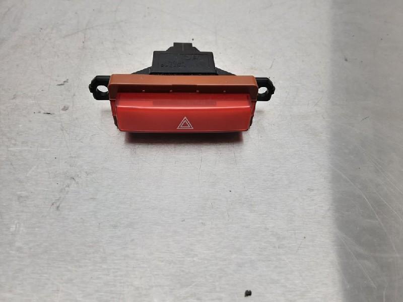 COMMUTATEUR DE FEUX DE DETRESSE Honda FR-V (BE) (|M27745|), Autos : Pièces & Accessoires, Utilisé, Honda