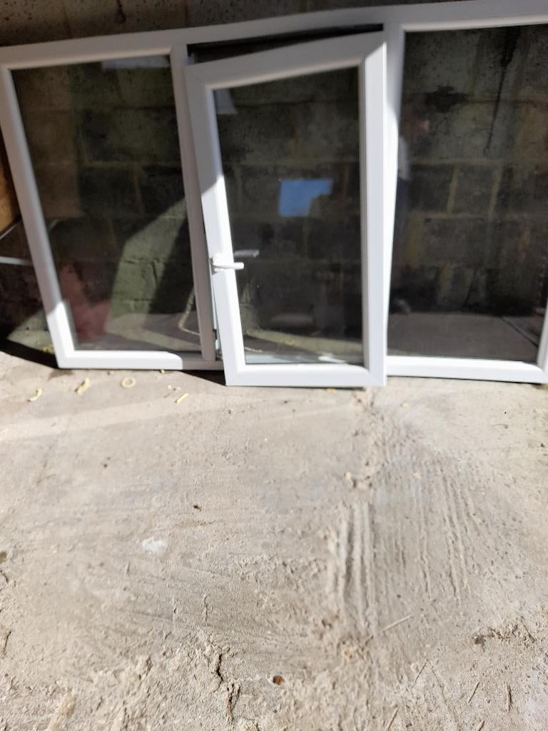 raam, Doe-het-zelf en Bouw, Ophalen, Gevelraam of Ruit, 120 tot 160 cm, Zo goed als nieuw