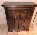 Vitrinekast + 6 stoelen + tafel + dressoir te koop, Antiek en Kunst, Antiek | Meubels | Kasten, Ophalen