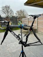 Eddy merckx emx-5, Enlèvement, Carbone
