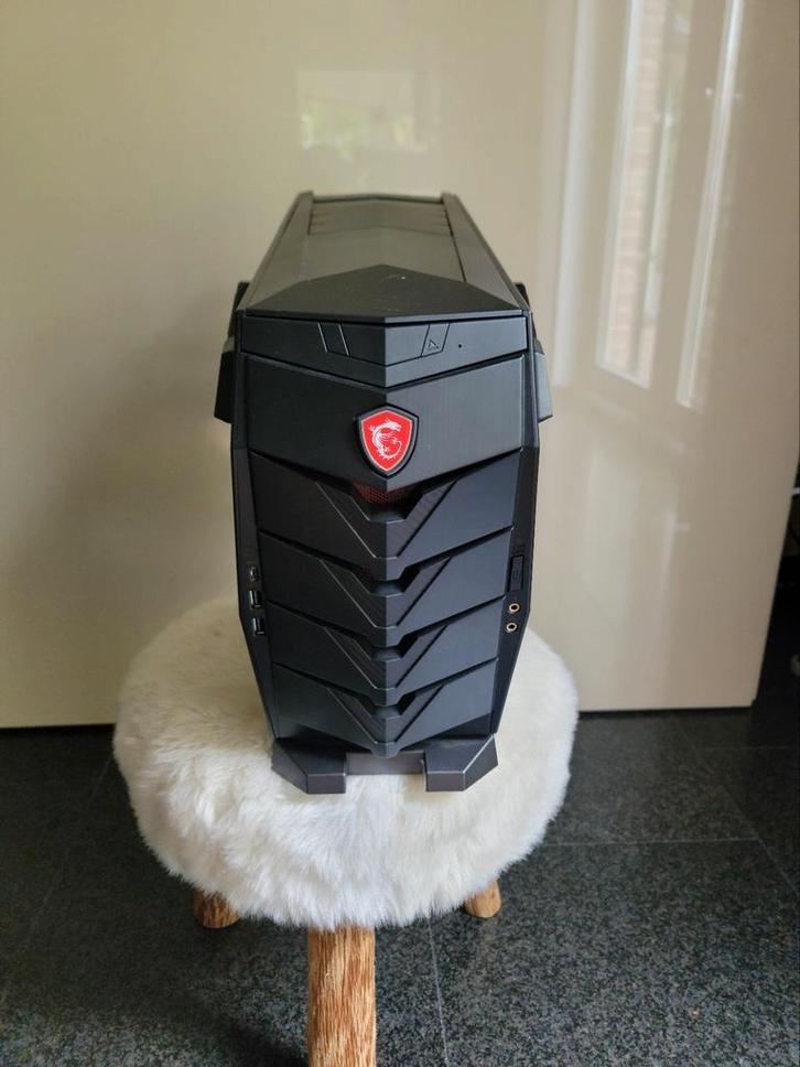 MSI Aegis 3, Informatique & Logiciels, Ordinateurs de bureau, Utilisé, 2 à 3 Ghz, HDD, SSD, 8 GB, Gaming, Enlèvement ou Envoi