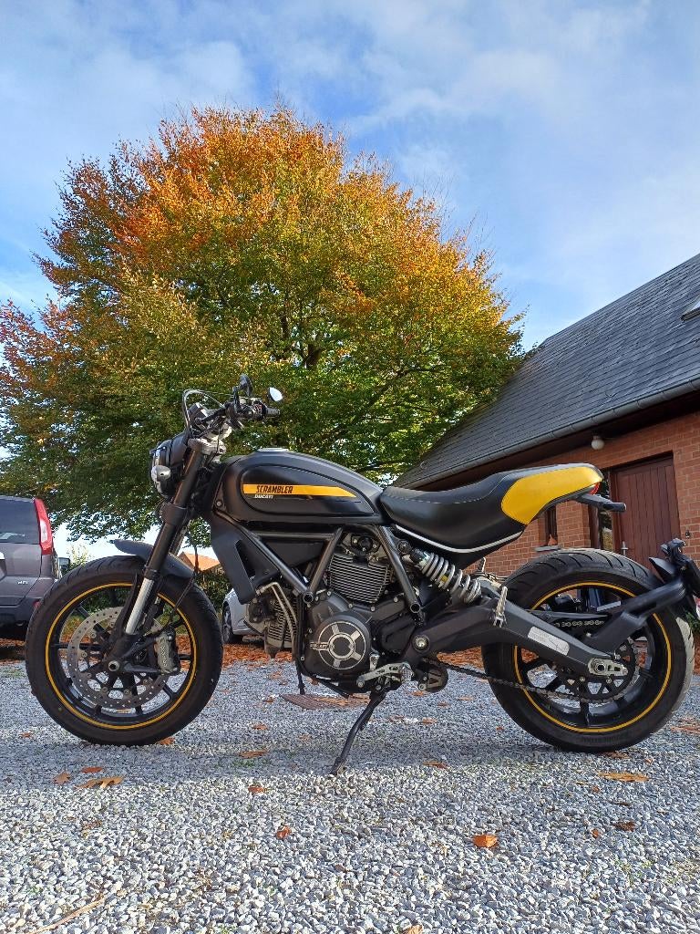 Ducati Scrambler 800 Full Throttle