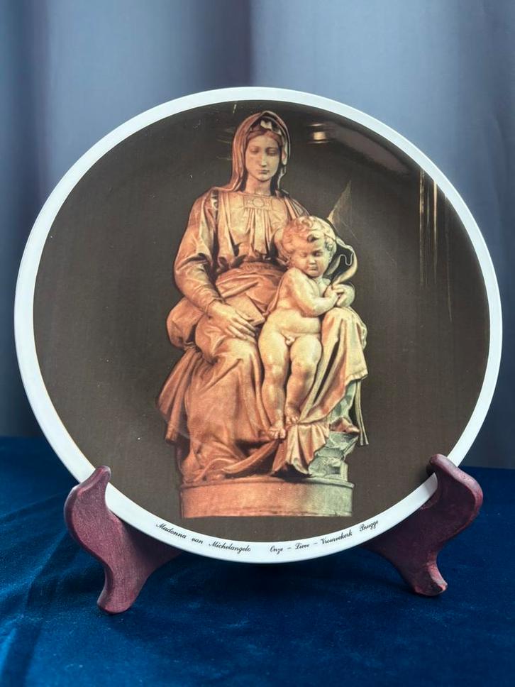 Verzamelbord Villeroy & Boch — Madonna van Michelangelo., Antiek en Kunst, Antiek | Wandborden en Tegels, Ophalen of Verzenden