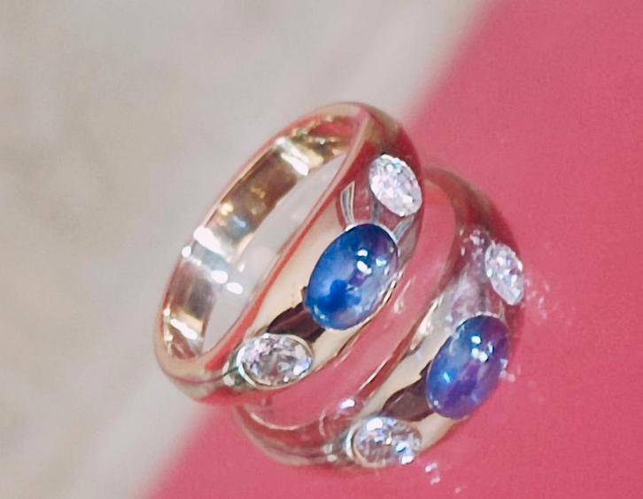 Bandring met saffier 0,95kt en diamanten 0,36kt, Bijoux, Sacs & Beauté, Bagues, Comme neuf, Femme ou Homme, Bleu, Or, Avec pierre précieuse