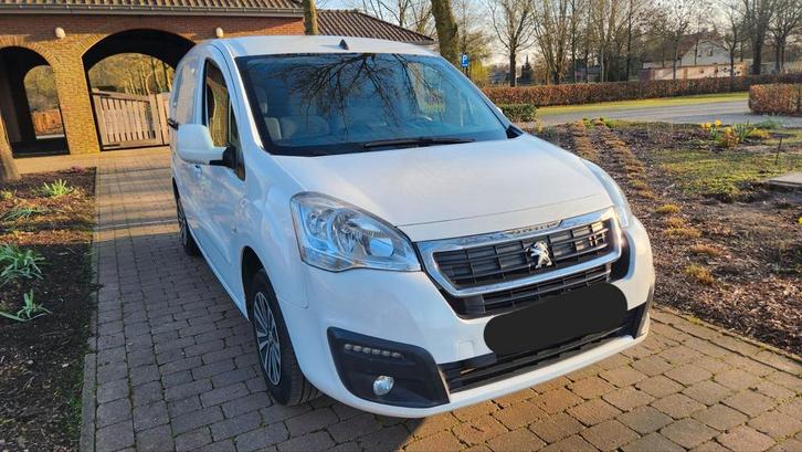 PEUGEOT PARTNER 1.6HDI 2017 MODEL EURO6 3ZIT AIRCO NAVI, Autos, Camionnettes & Utilitaires, Particulier, ABS, Airbags, Air conditionné