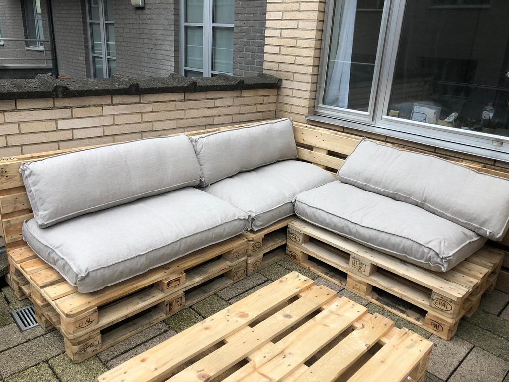 Paletten kussens, Ophalen, Zo goed als nieuw