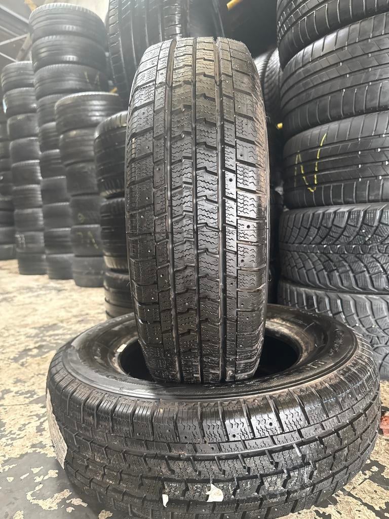 205/70/15c Goid year avec montage et équilibrage, Enlèvement