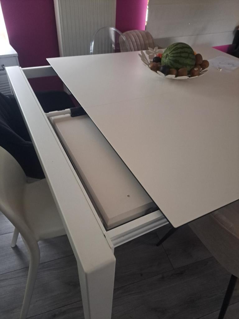 Vierkante tafel, Ophalen, Overige materialen, Vierkant, Zo goed als nieuw