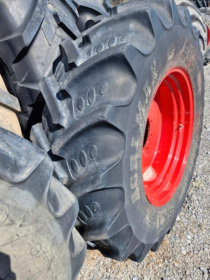 Pneus agricoles 420 540 650 etc, Articles professionnels, Agriculture | Pièces | Pneus, Jantes & Essieux, Enlèvement