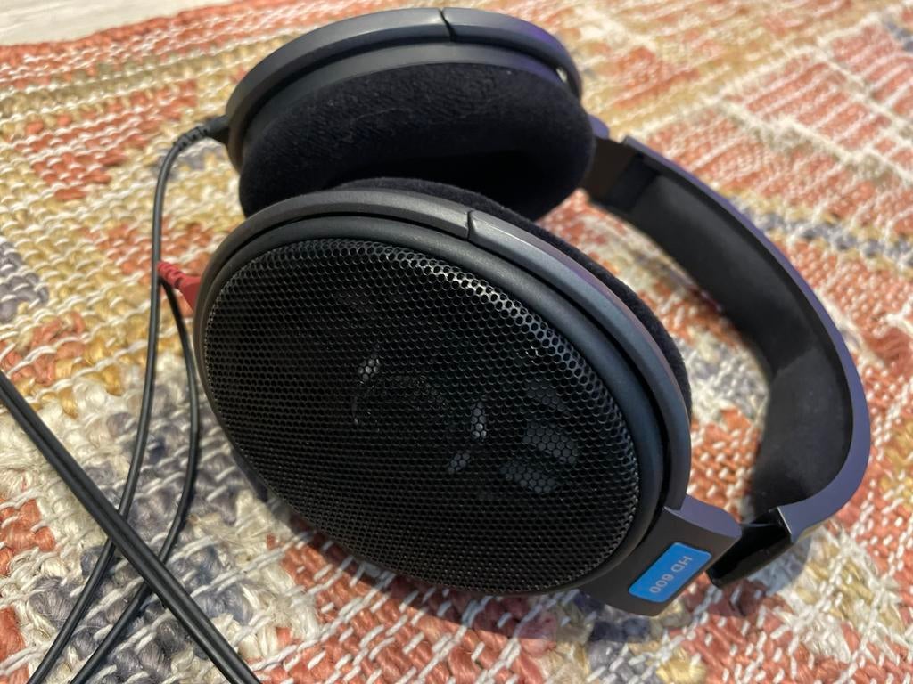 Sennheiser HD 600 koptelefoon, Enlèvement, Comme neuf, Sennheiser