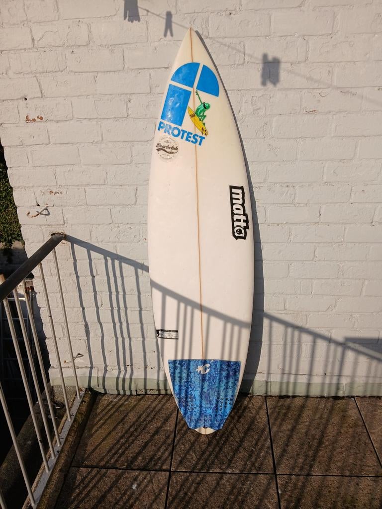 Matta board, Sports nautiques & Bateaux, Planche à voile sur vague, Enlèvement, Utilisé, Shortboard