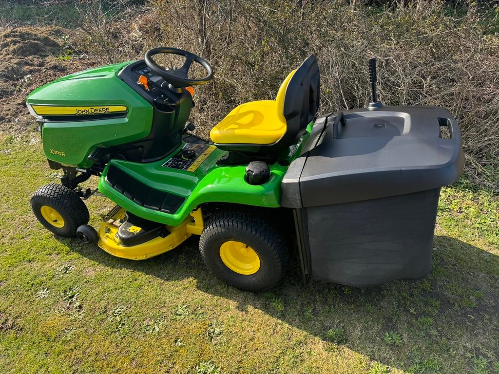 john deere x305R, Tuin en Terras, Zitmaaiers, Ophalen, Zo goed als nieuw, Opvangbak, 90 tot 120 cm