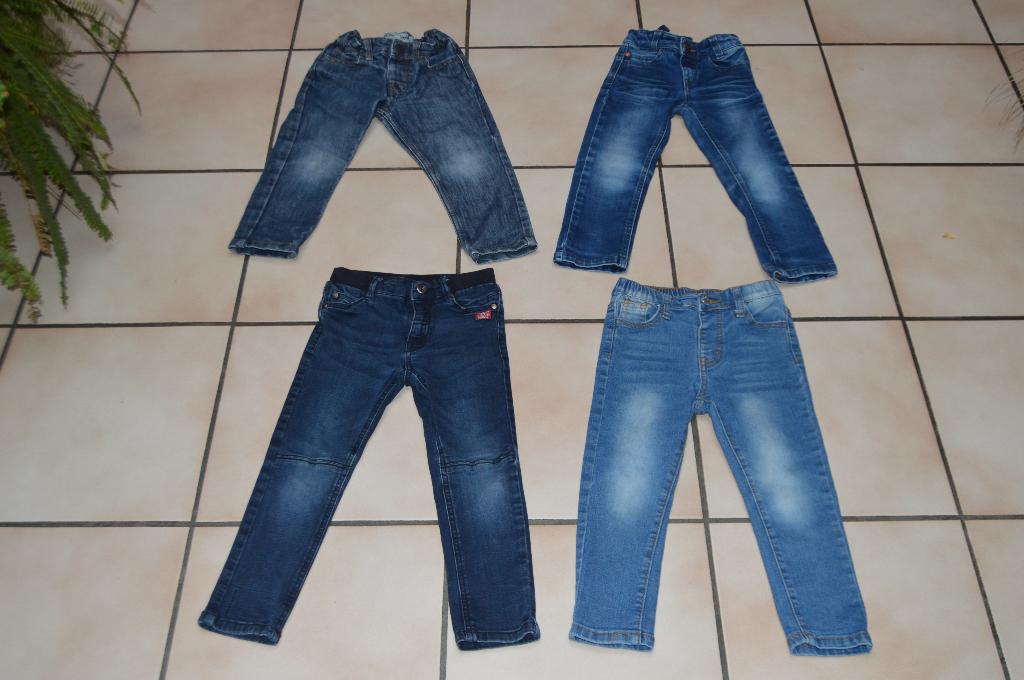 Blauwe spijkerbroek van T104 cm in zeer goede staat voor €3!, Kinderen en Baby's, Kinderkleding | Maat 104, Broek, Gebruikt, TAO, YCC, Shein, ...