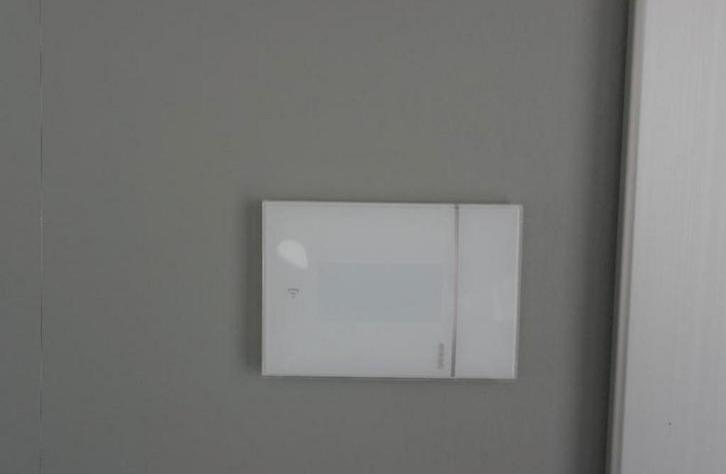 thermostat intelligent bticino smarther (comme neuf), Bricolage & Construction, Thermostats, Comme neuf, Thermostat intelligent