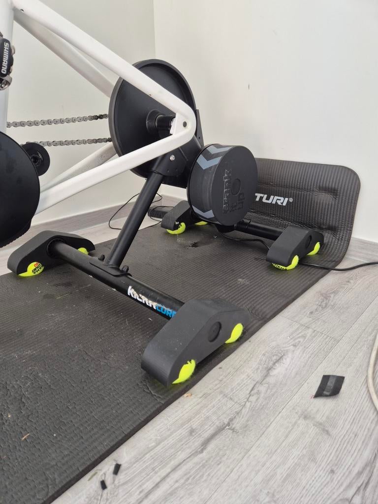 Wahoo Kickr v2 voetstukken, Ophalen