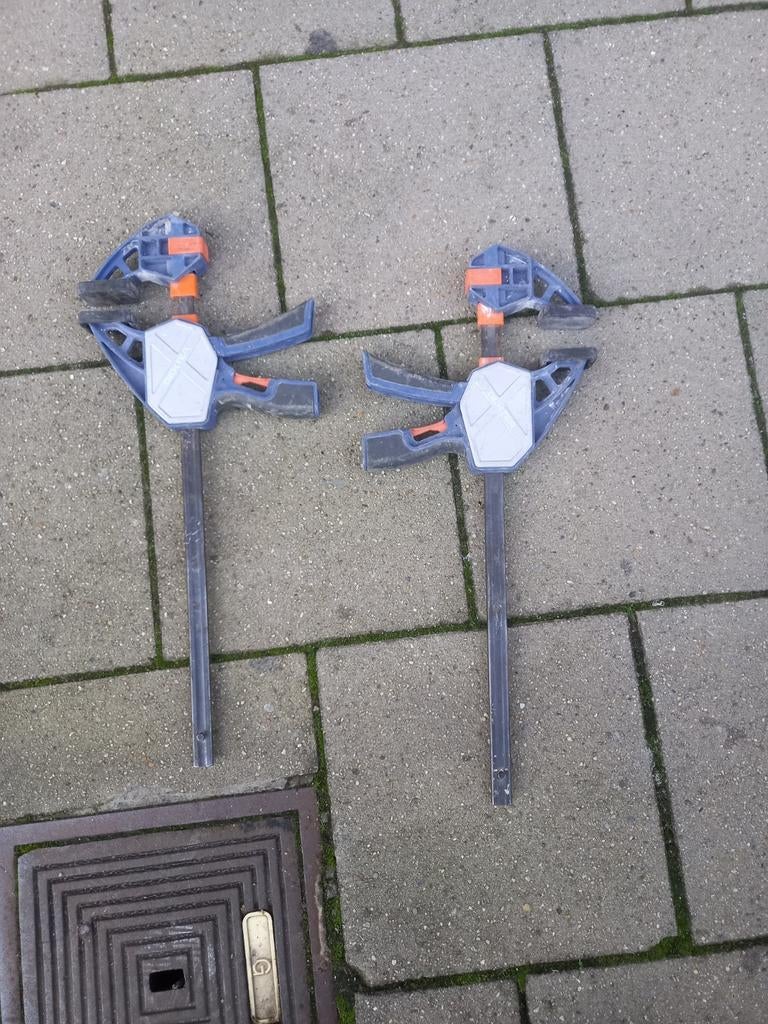 2 serre joint dexter, Bricolage & Construction, Outillage | Outillage à main, Enlèvement