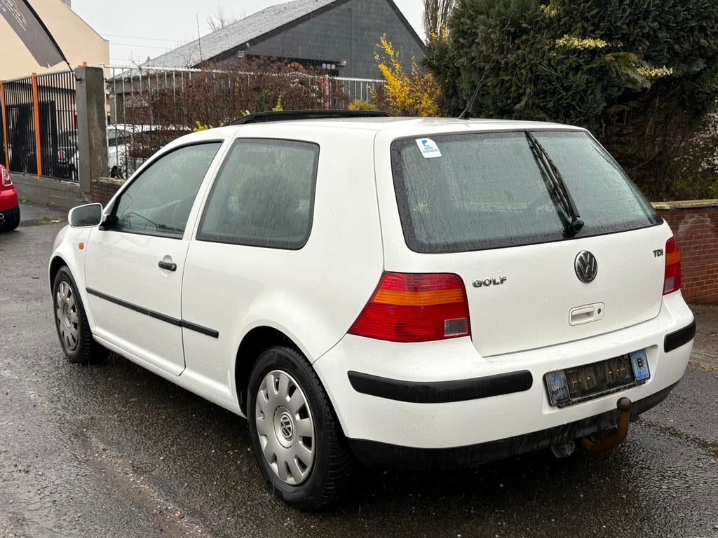 VW GOLF 4 AUTOMATIQUE 1.9TDI 90CV 1998 161 000KM CARPASS, Autos, Achat, Entreprise, Noir, Diesel