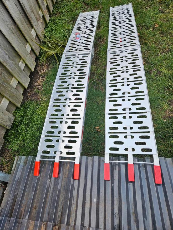 Oprijplaaten voor zitmaier L =226 cm belastbaar 340 x2=680kg, Tuin en Terras, Zitmaaiers, Ophalen