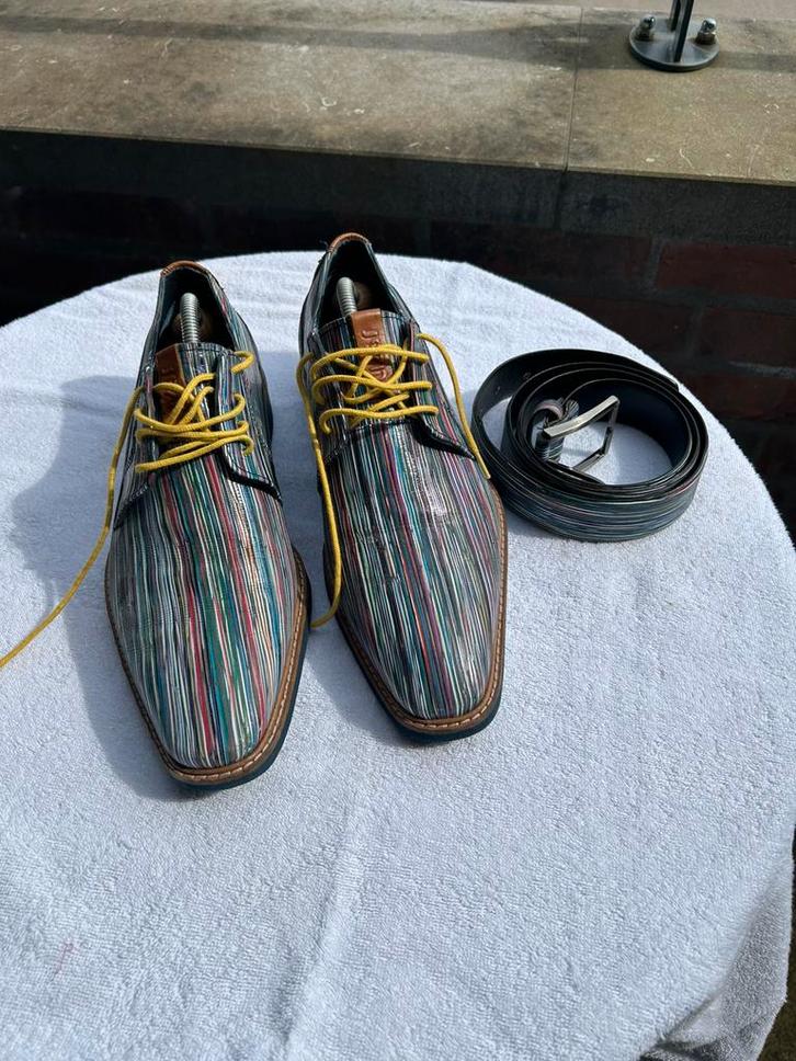Belles chaussures avec ceinture assortie de la même couleur, Vêtements | Hommes, Chaussures, Comme neuf, Autres types, Bleu, Envoi