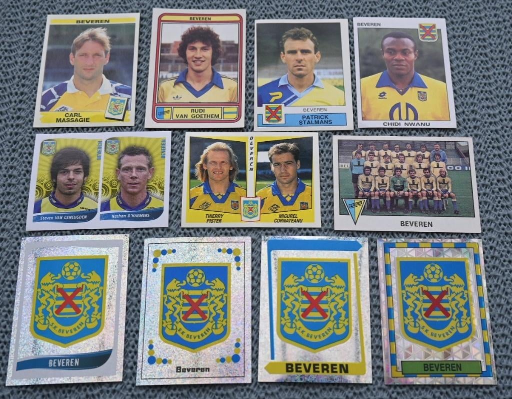SK Beveren / Lot van 30 stickers / Verschillende seizoenen, Ophalen of Verzenden, Zo goed als nieuw, Poster, Plaatje of Sticker