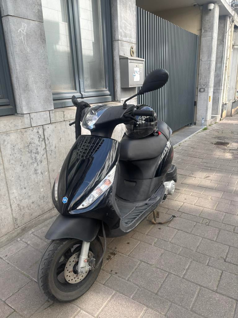 Piaggio zip, Vélos & Vélomoteurs, Scooters | Piaggio, Comme neuf, Zip, Enlèvement ou Envoi