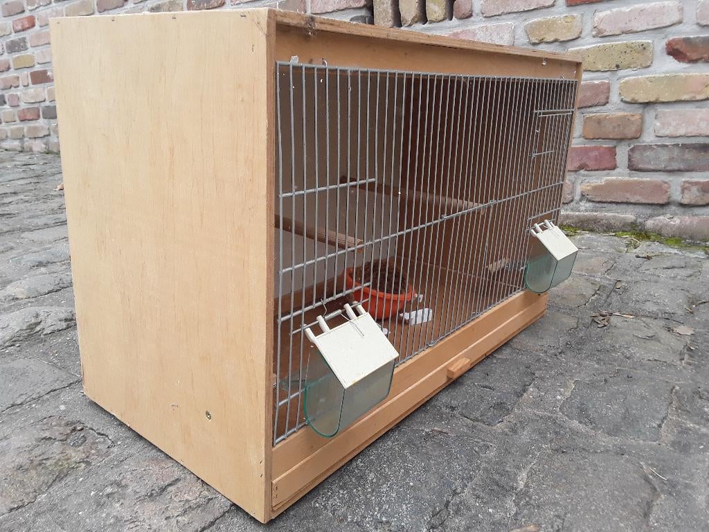 Kweek kooi, Dieren en Toebehoren, Vogels | Hokken en Kooien, Ophalen, Zo goed als nieuw, Hout, Broedkooi of Kweekkooi